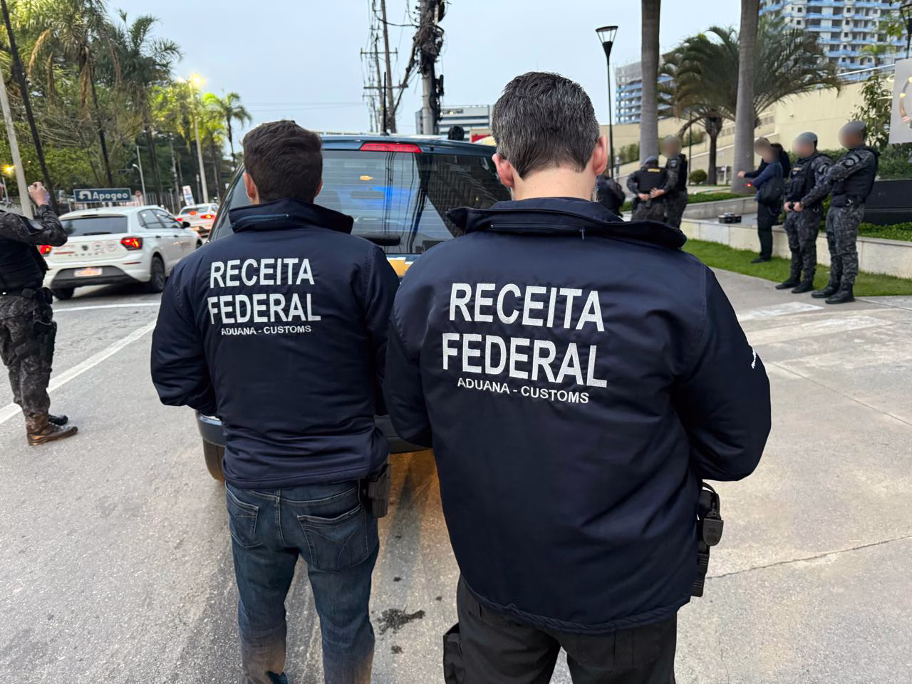 Receita Federal e polícias, em nova fase da operação que revelou escândalo, identificam mais conexões Receita Federal e polícias, em nova fase da operação que revelou escândalo, identificam mais conexões