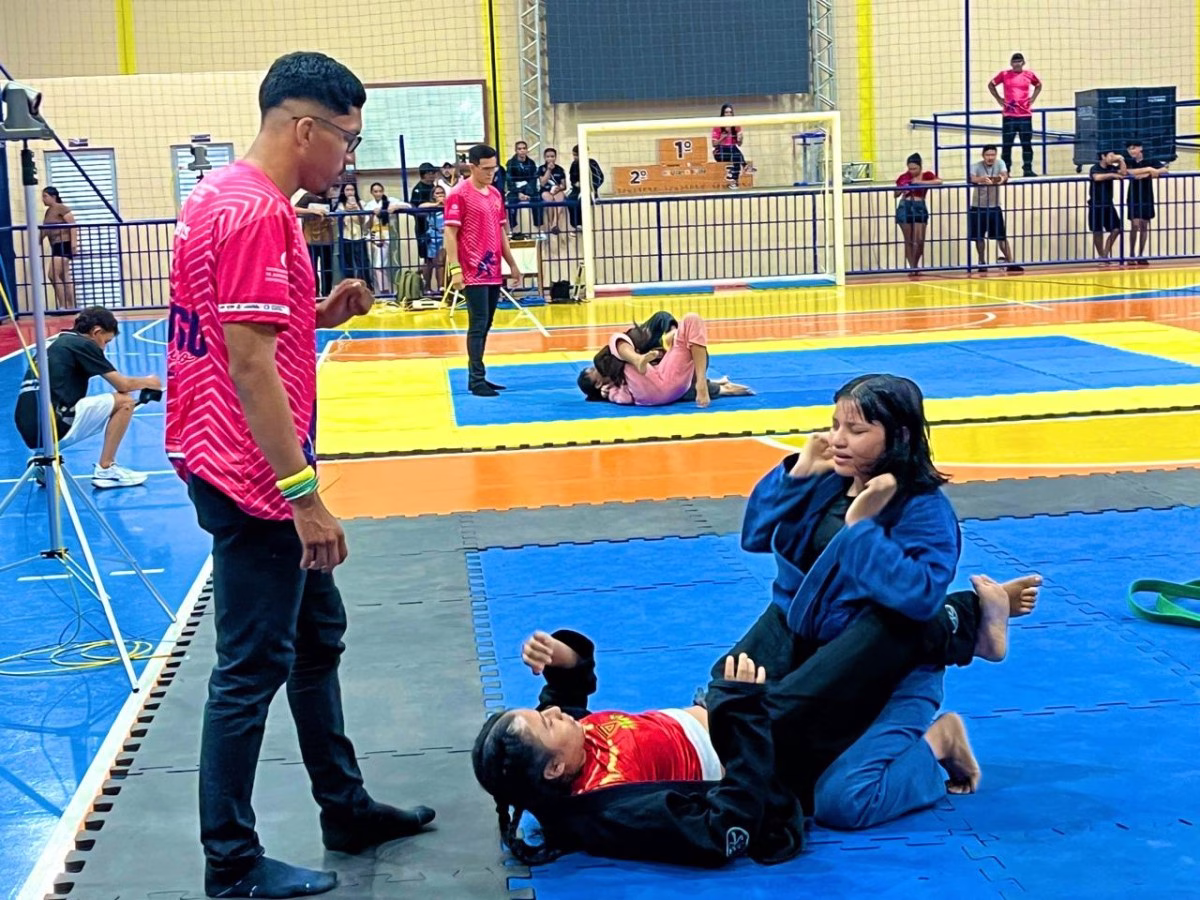 Com 130 atletas no tatame, Copa Feminina marca nova fase do Jiu-Jitsu em Parintins Com 130 atletas no tatame, Copa Feminina marca nova fase do Jiu-Jitsu em Parintins