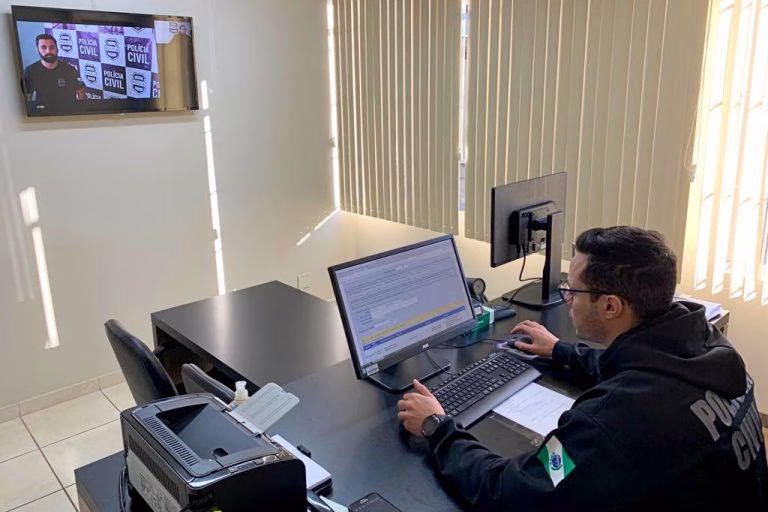 Comissão aprova projeto que permite videoconferência em Juizados Especiais Cíveis e Criminais Comissão aprova projeto que permite videoconferência em Juizados Especiais Cíveis e Criminais