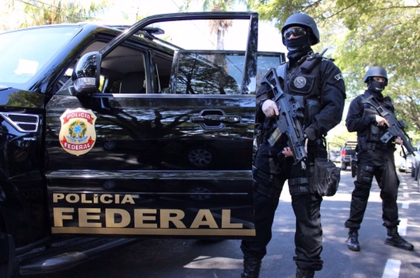 Em cooperação, PF e polícia peruana prendem traficantes brasileiros em Ucayali Em cooperação, PF e polícia peruana prendem traficantes brasileiros em Ucayali