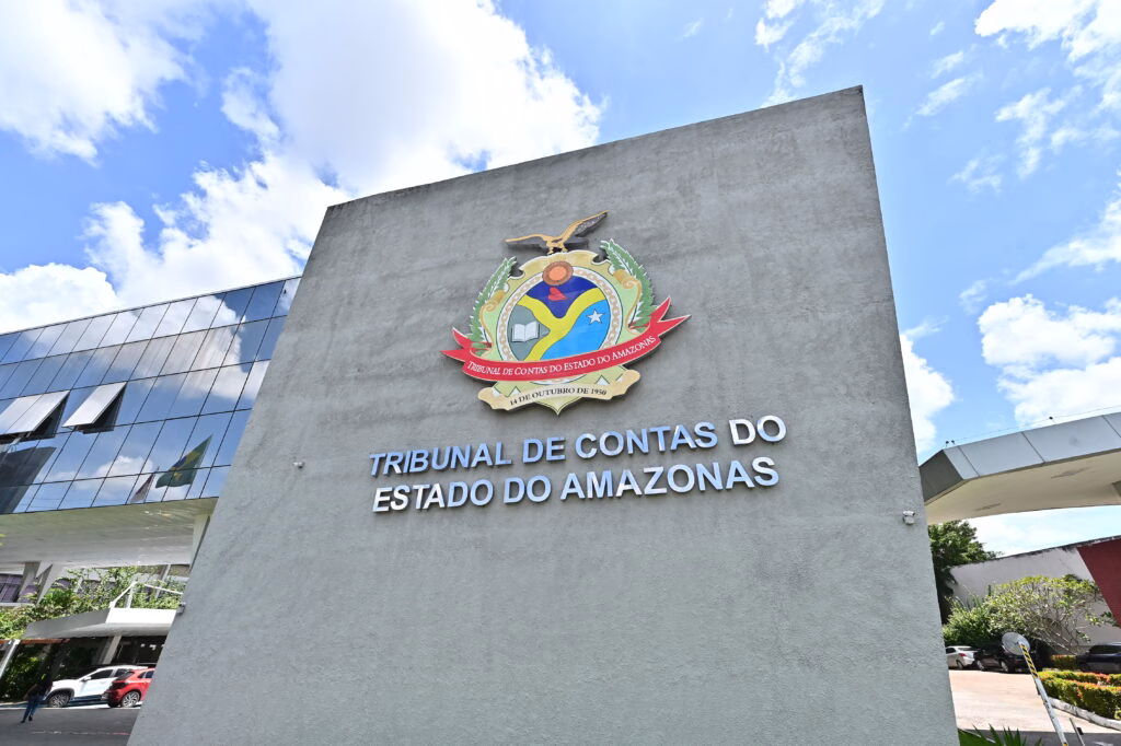 TCE-AM julga 53 processos na sessão desta terça-feira (1º) TCE-AM julga 53 processos na sessão desta terça-feira (1º)