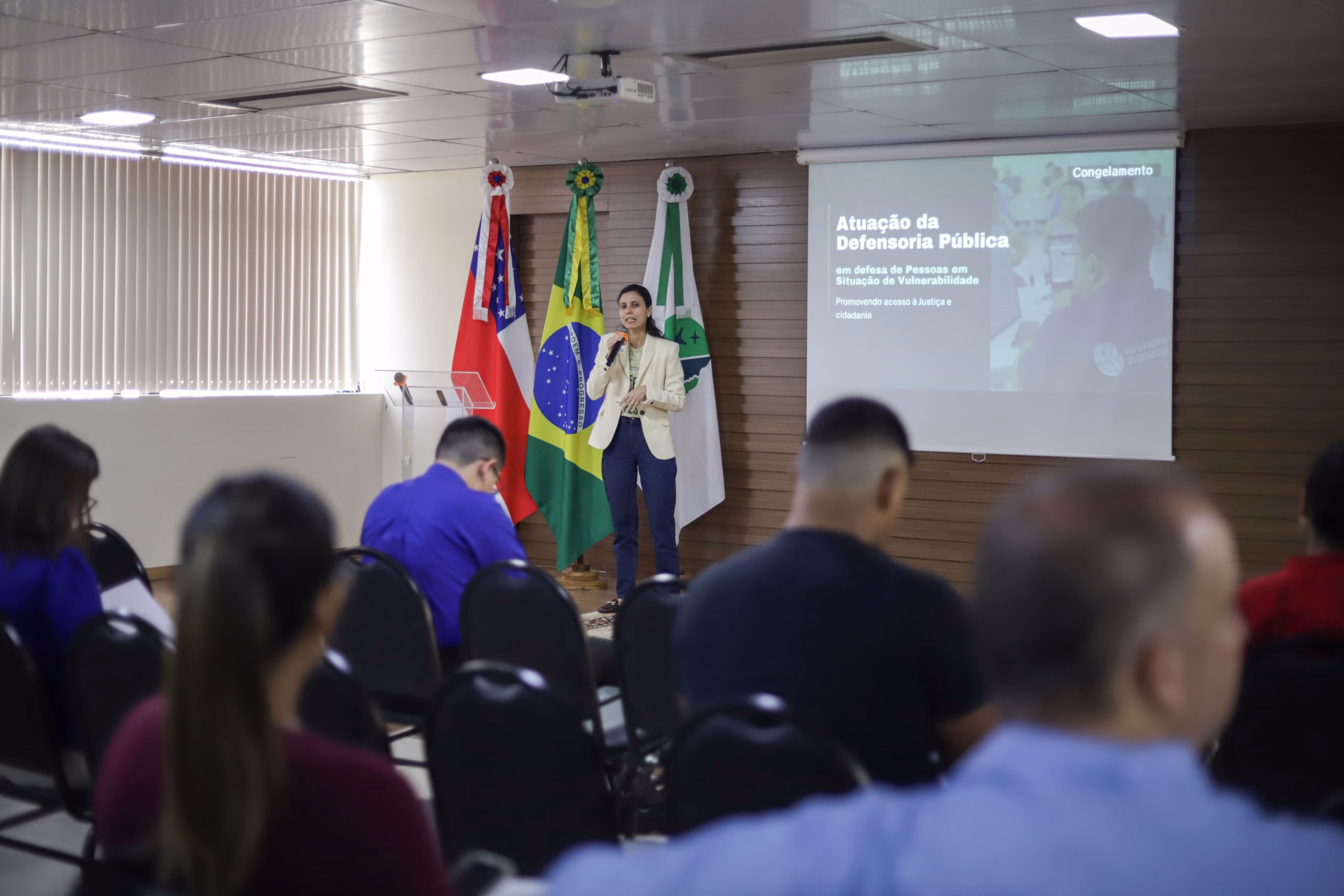 Alunos de Direito do Ciesa conhecem rotina e desafios da instituição no projeto Partiu Defensoria Alunos de Direito do Ciesa conhecem rotina e desafios da instituição no projeto Partiu Defensoria