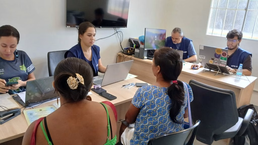 Família indígena garante certidão de nascimento durante ação da Defensoria Pública 3 foto 2935 1024x576 1