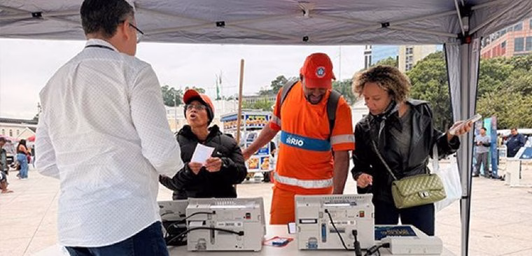 Na Praça Mauá (RJ), TSE leva exposição itinerante e urna eletrônica à população 5 Foto: TRE/RJ - Exposição praça Mauá - RJ -07.09.2026
