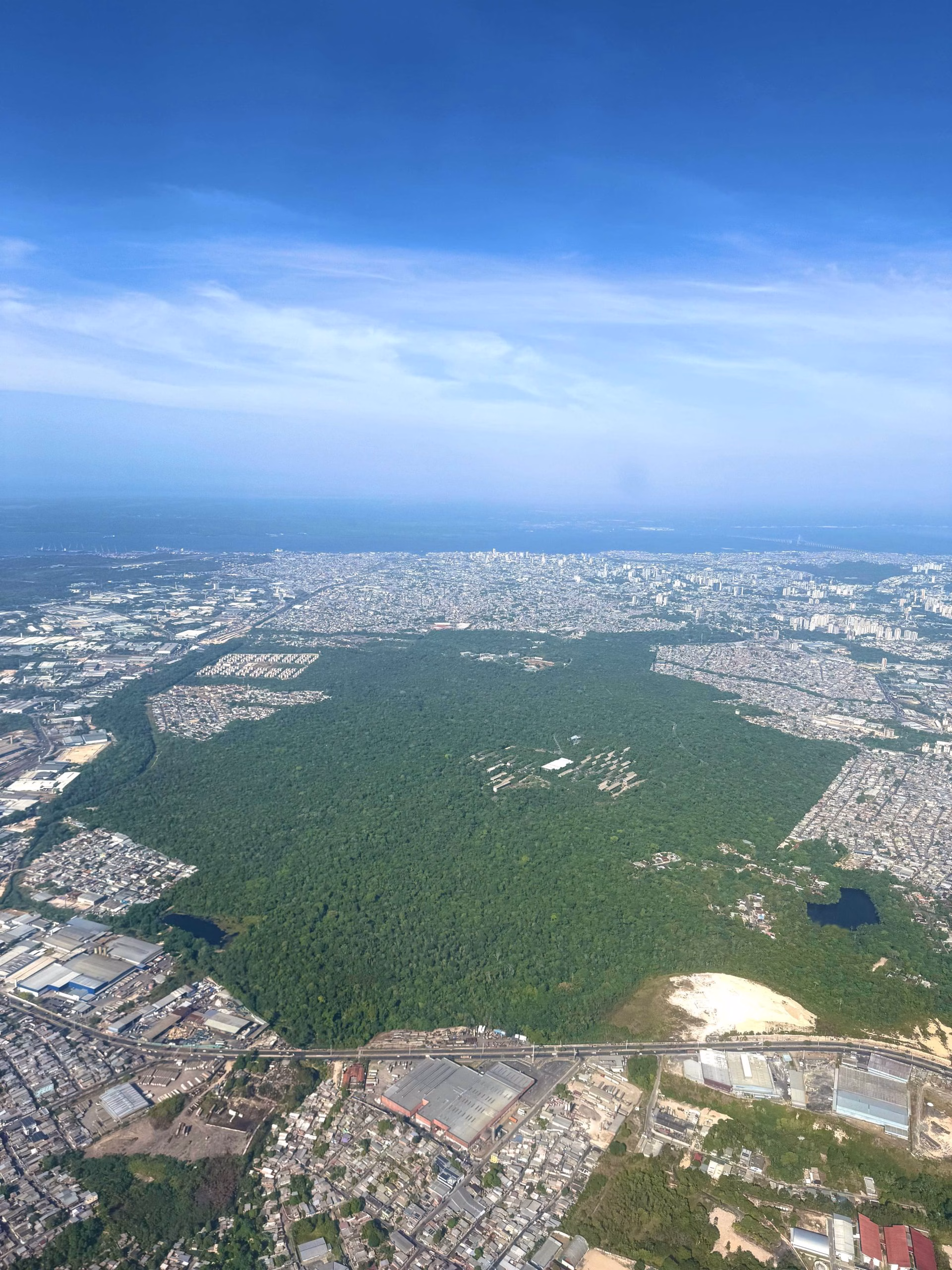 Fragmento florestal da Ufam mantém 700 hectares de floresta amazônica na área urbana de Manaus Fragmento florestal da Ufam mantém 700 hectares de floresta amazônica na área urbana de Manaus