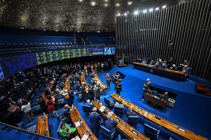 Furto ou roubo de combustíveis passa a ser punido com penas maiores