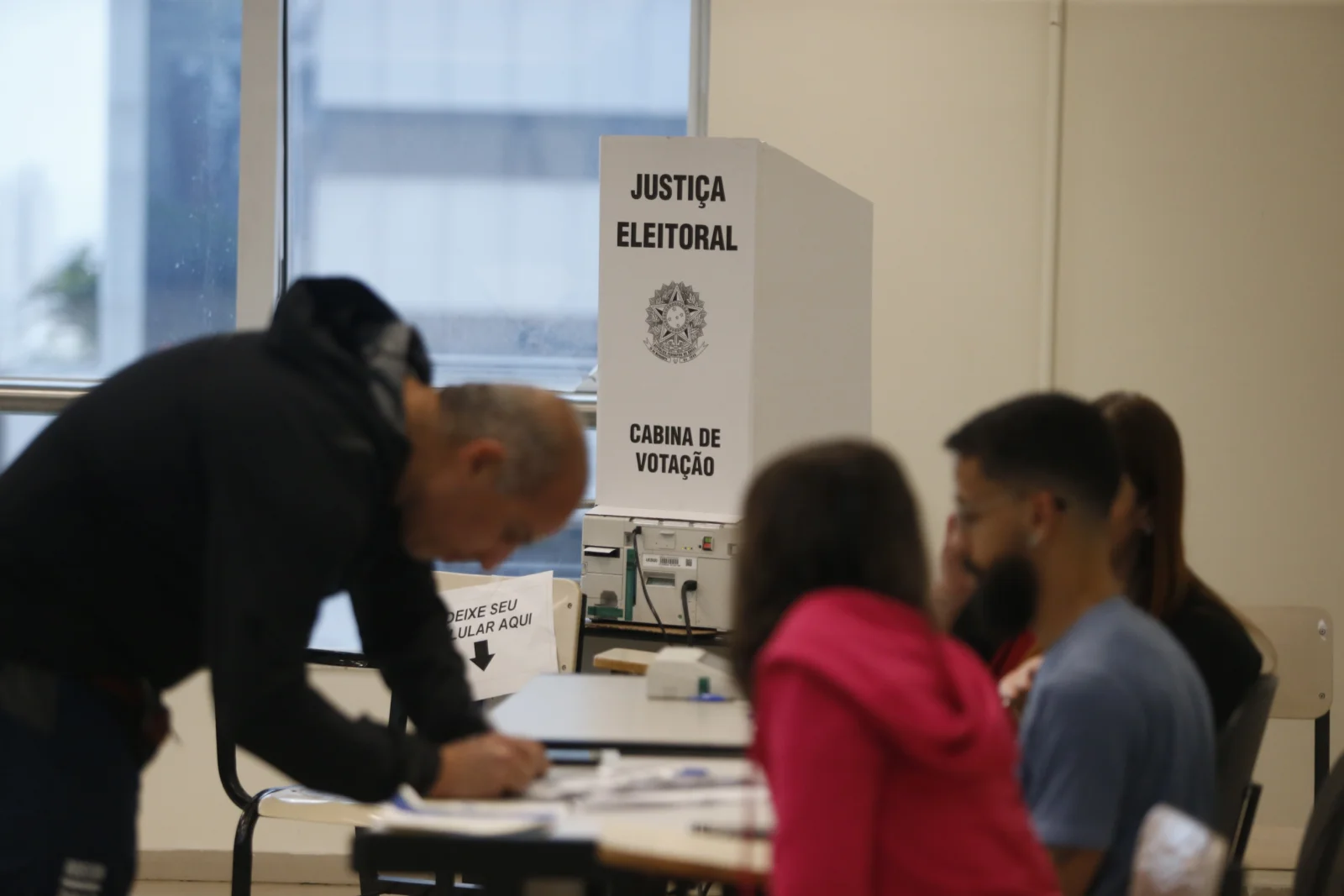 Lei proíbe prisão de candidatos e eleitores durante período de votação