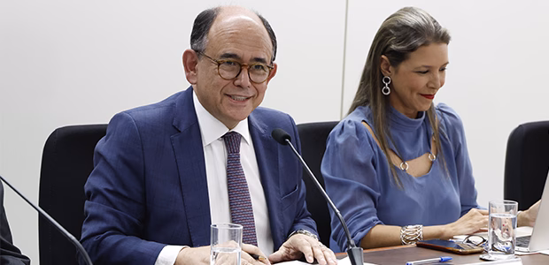 Ministro Antonio Carlos deixa comando da Corregedoria-Geral Eleitoral A cerimônia de despedida reuniu desembargadores e representantes de 17 TREs.