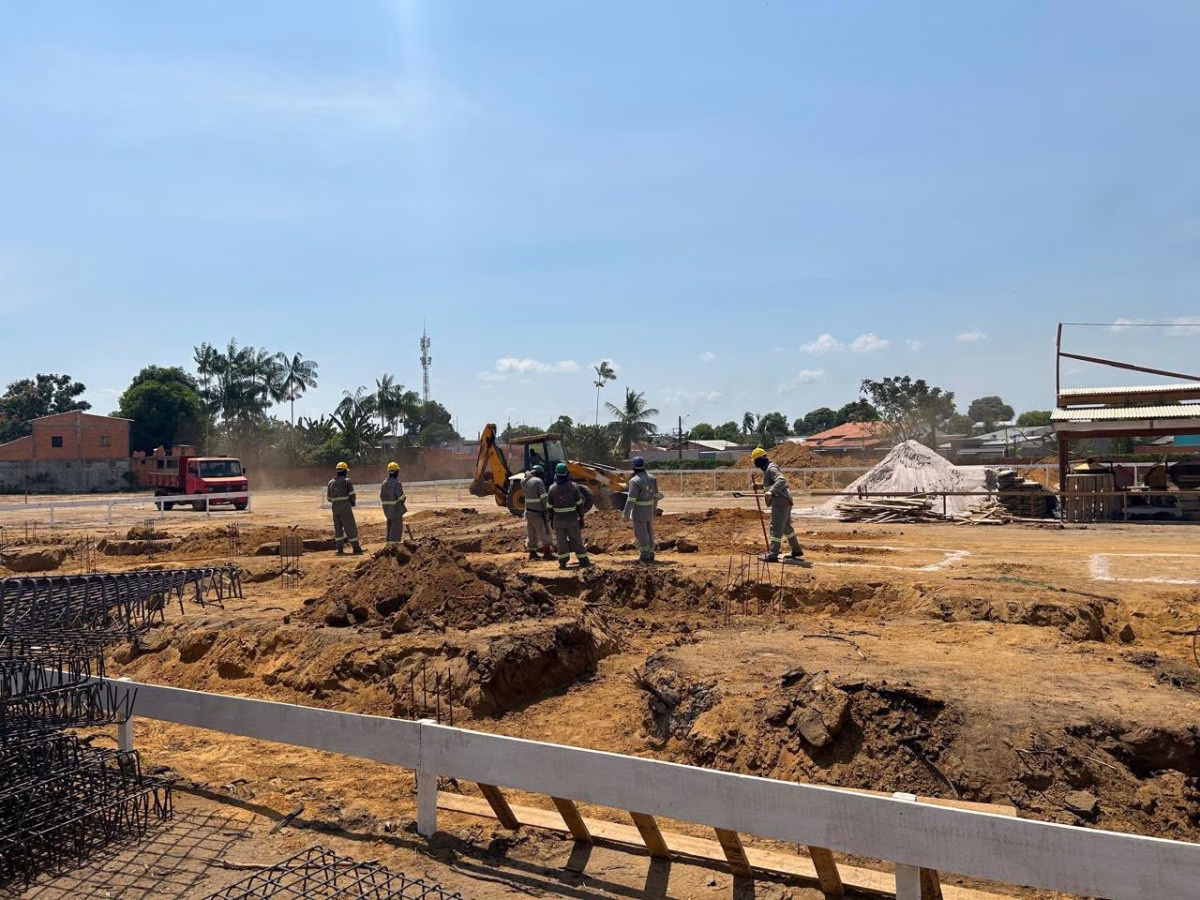 Parintins amplia estrutura de saúde com construção da nova Policlínica Parintins amplia estrutura de saúde com construção da nova Policlínica