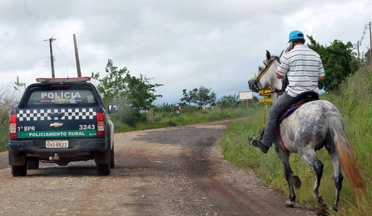 Projeto institui a política de blindagem rural para combater criminalidade no campo Projeto institui a política de blindagem rural para combater criminalidade no campo