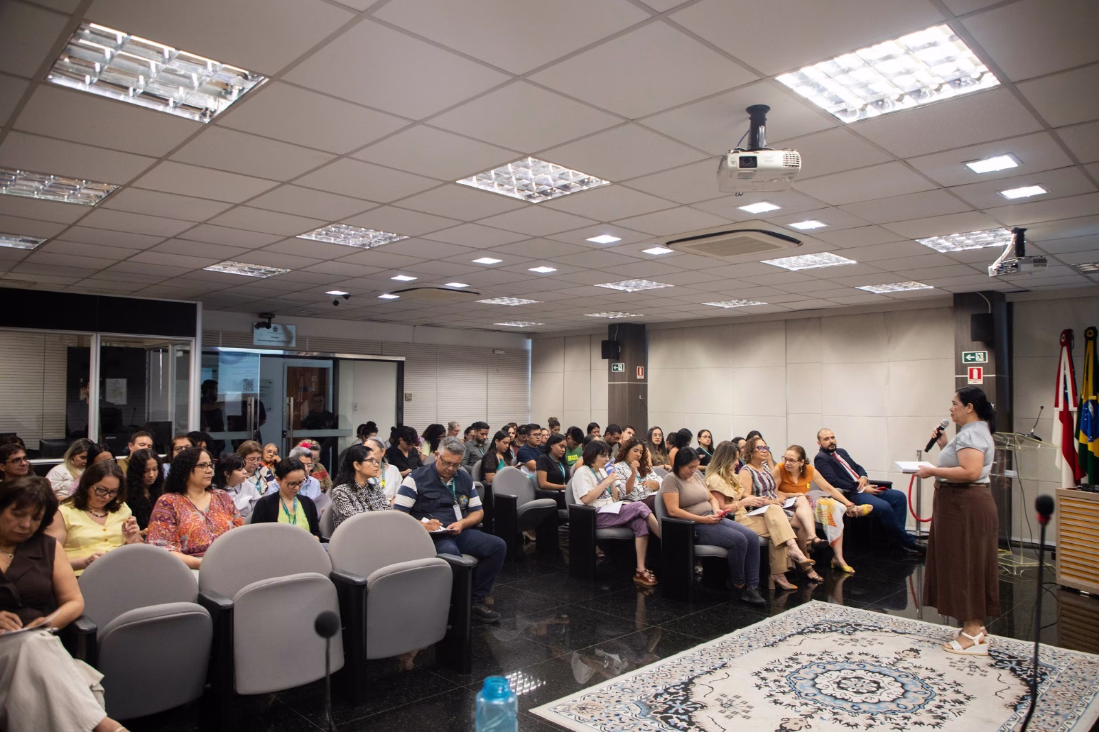 Setembro Amarelo: TRE-AM promove palestra sobre prevenção da Síndrome de Burnout Setembro Amarelo: TRE-AM promove palestra sobre prevenção da Síndrome de Burnout