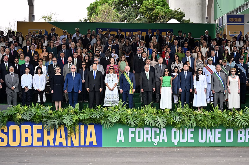Davi Alcolumbre participa de celebração dos 204 anos da Independência