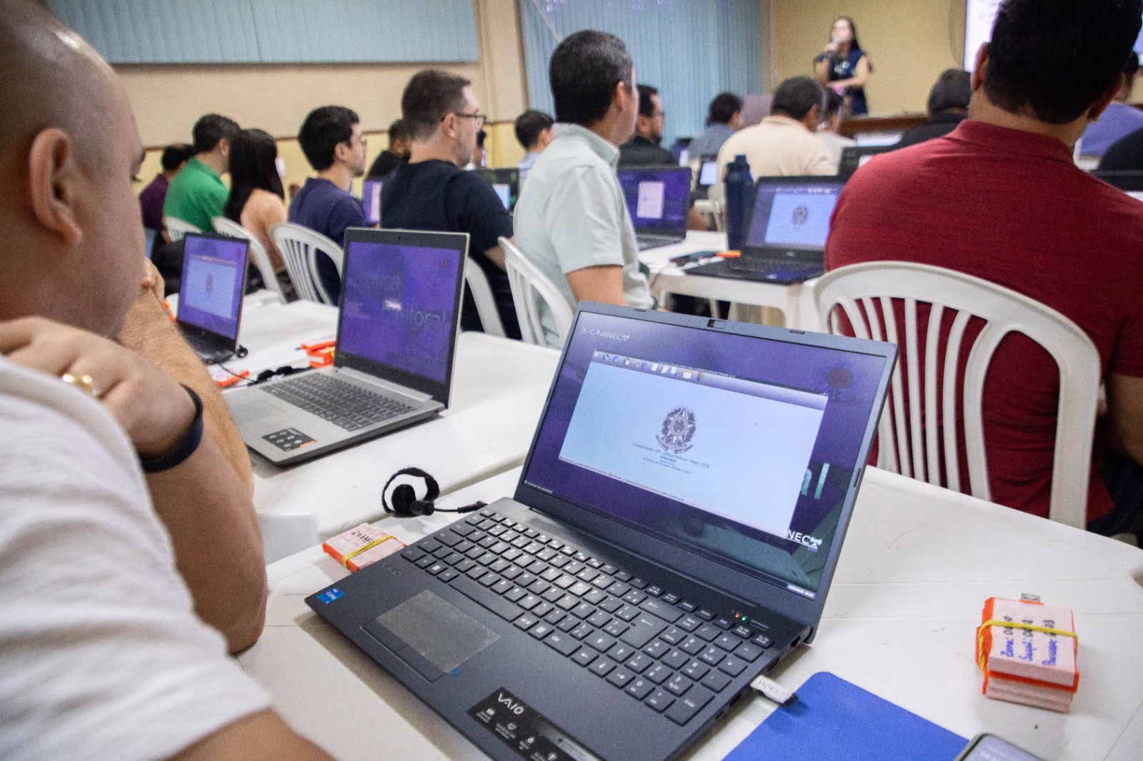 TRE-AM capacita equipes para suporte técnico e transmissão de dados nas eleições TRE-AM capacita equipes para suporte técnico e transmissão de dados nas eleições