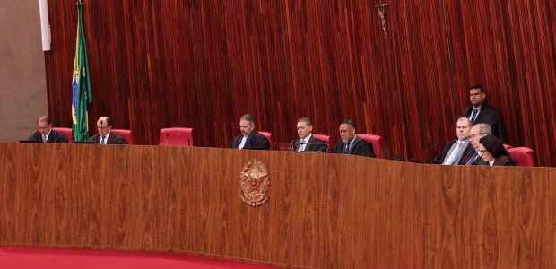TSE afasta cassação de prefeito e vice de Porto da Folha (SE), mas pune comunicador