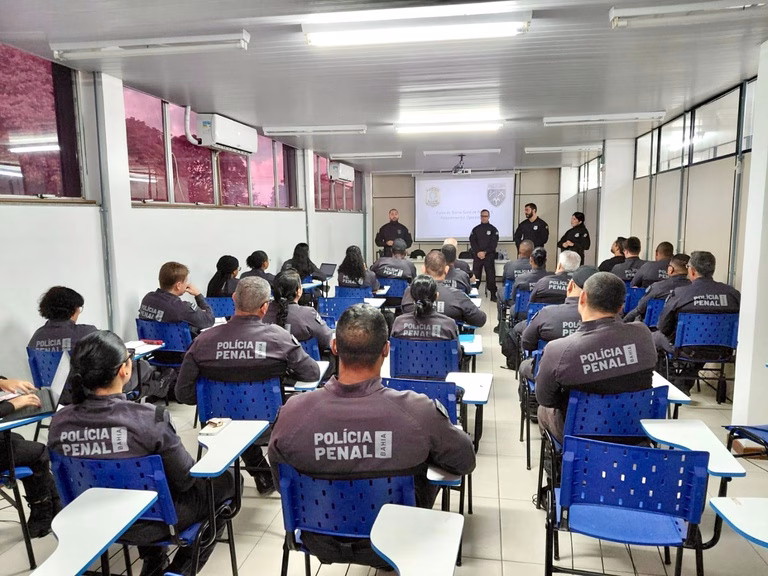 Universidades federais ministram formação para servidores dos 138 presídios de segurança máxima Universidades federais ministram formação para servidores dos 138 presídios de segurança máxima