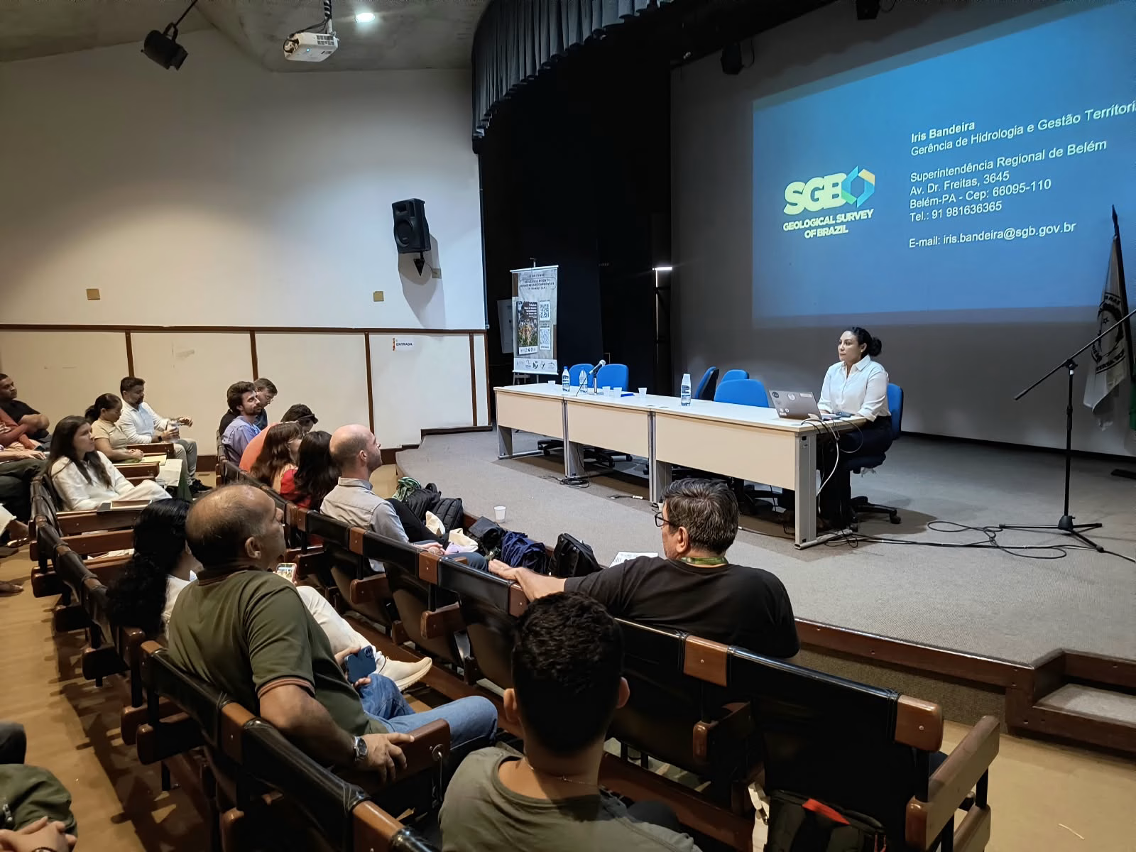 Workshop promove intercâmbio entre pesquisadores do Brasil e da Áustria sobre terras caídas e redução de desastres Workshop promove intercâmbio entre pesquisadores do Brasil e da Áustria sobre terras caídas e redução de desastres