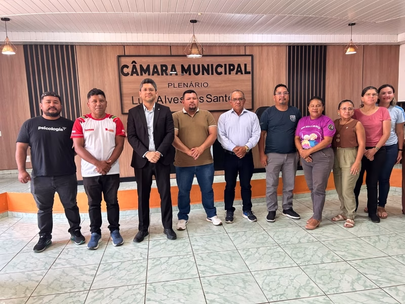Ministério Público acompanha medidas para garantir direitos da população idosa em São Sebastião do Uatumã 1 011026 ss20uatuma20 20reuniao20direitos20dos20idosos divulgacao mpam 4