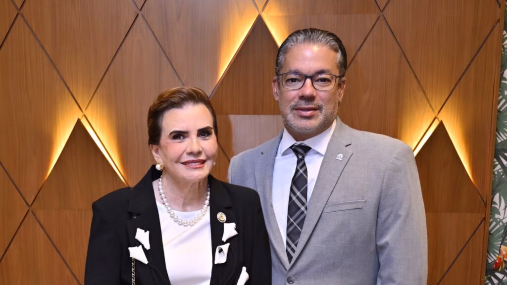 TCE-AM abre inscrições para III Concurso de Artigos Científicos TCE-AM abre inscrições para III Concurso de Artigos Científicos
