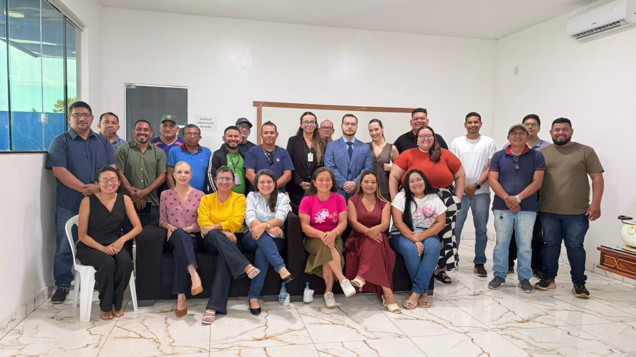 Novo juiz titular de Boa Vista do Ramos promove reuniões com órgãos do Município para discutir ações em parceria com o Judiciário 1 Boa Vista do Ramos2
