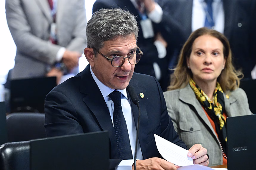 CCJ conclui votação da PEC da Segurança; texto vai ao Plenário CCJ conclui votação da PEC da Segurança; texto vai ao Plenário