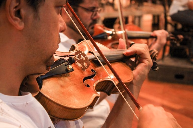 Eleições 2026: especialistas apontam desafios em infraestrutura, cultura e economia 3 Cultura - música - orquestra sinfônica - Orquestra Sinfônica faz apresentação para alunos da rede pública