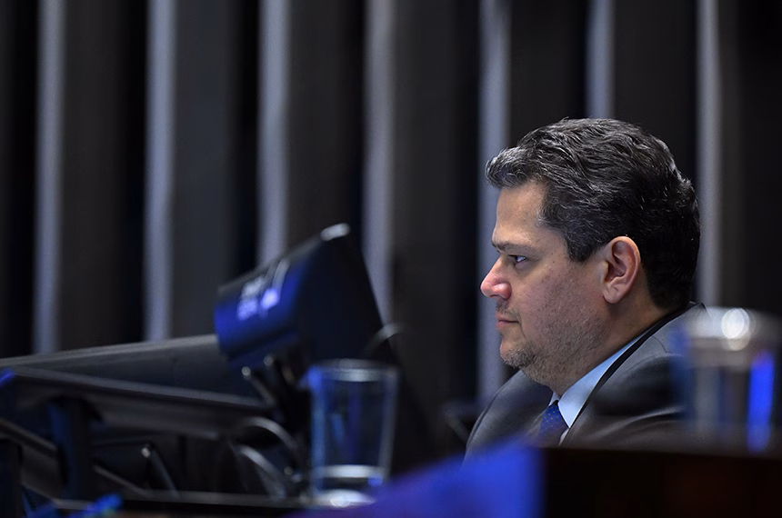 Davi prega ‘serenidade’ no debate político Davi prega ‘serenidade’ no debate político