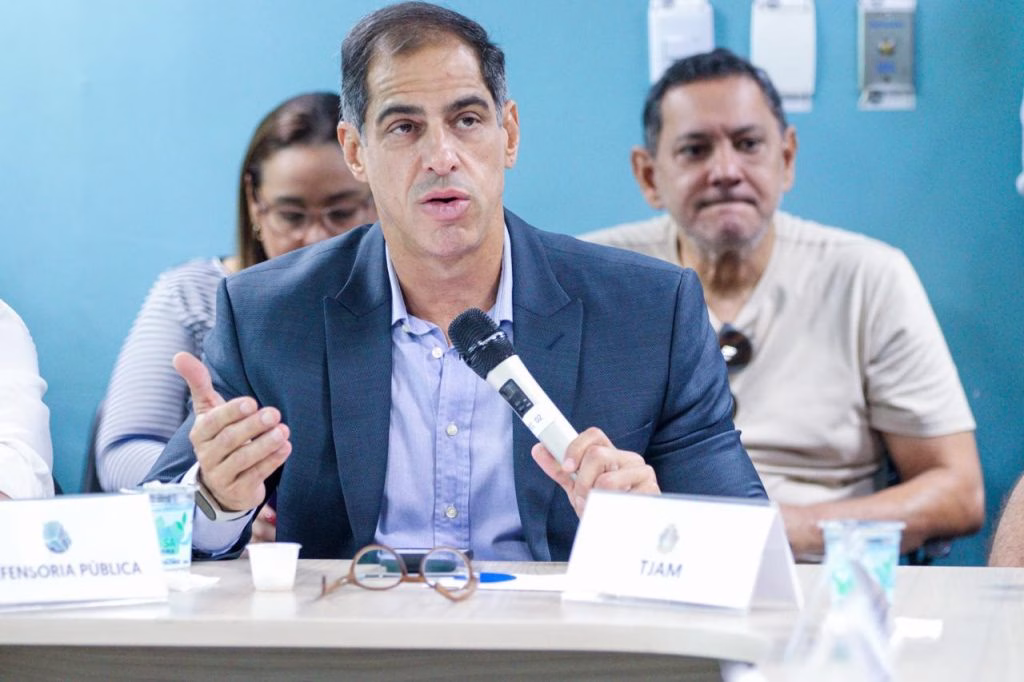 Defensoria Pública participa de reunião com governos federal e estadual para combate aos incêndios no Amazonas 2 defensoria publica participa de reuniao com governos federal e estadual para com 2