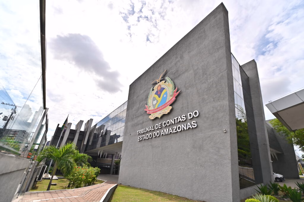 Pleno do TCE-AM terá 51 processos na sessão desta terça-feira (06) Pleno do TCE-AM terá 51 processos na sessão desta terça-feira (06)