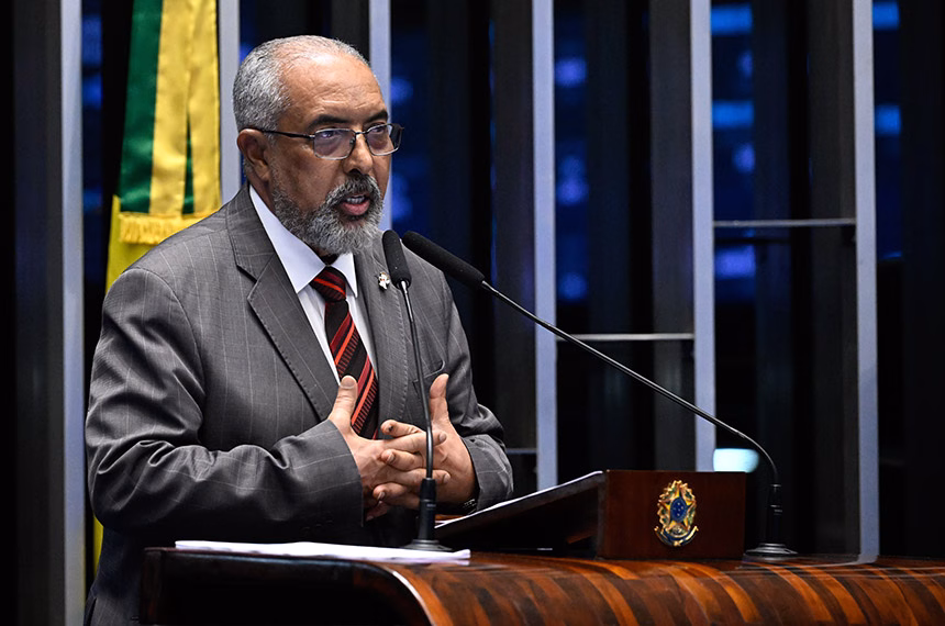 Paim celebra aprovação do fim da 6x1 e defende PEC da Segurança Pública Paim celebra aprovação do fim da 6×1 e defende PEC da Segurança Pública