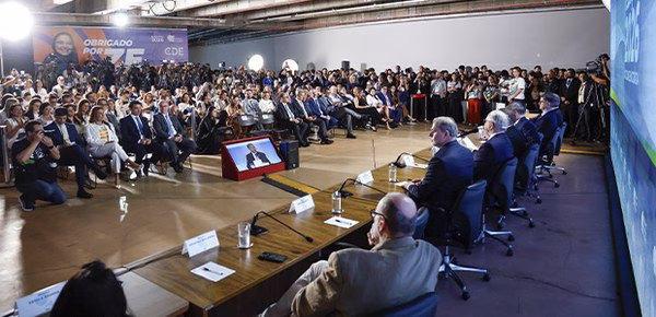 presidente do tse anuncia reeleicao de lula e faz balanco do 2o turno das eleico 2