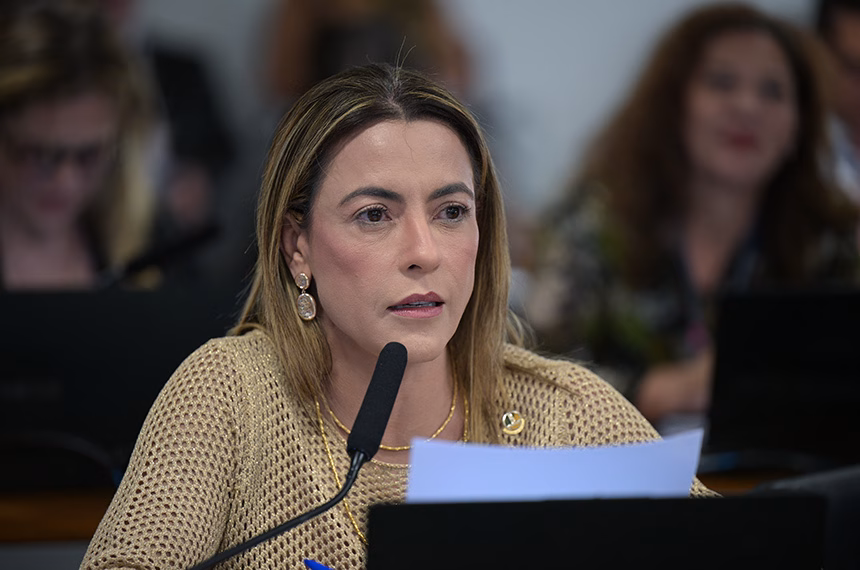 Projeto amplia proteção a pesquisadoras durante a licença-maternidade Projeto amplia proteção a pesquisadoras durante a licença-maternidade