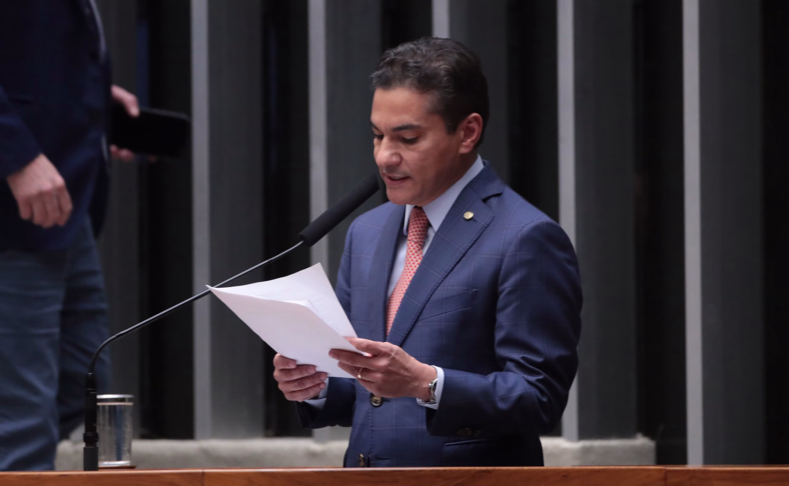 Projeto incentiva emprego para mães e escola para autistas