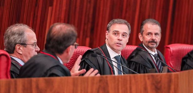 Publicação eleitoral com trecho ilícito pode ser removida por inteiro, decide TSE Publicação eleitoral com trecho ilícito pode ser removida por inteiro, decide TSE