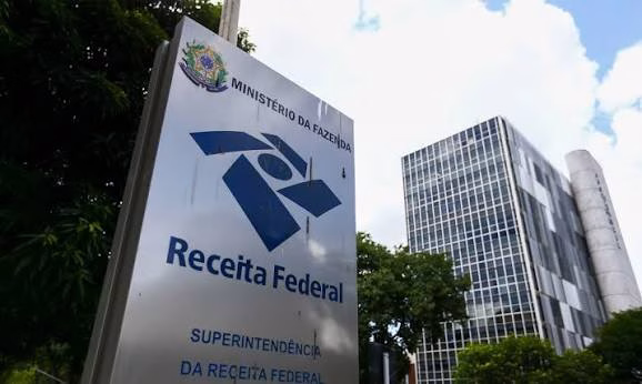 Receita Federal e Anatel retém 1,3 mil produtos eletrônicos em situação irregular