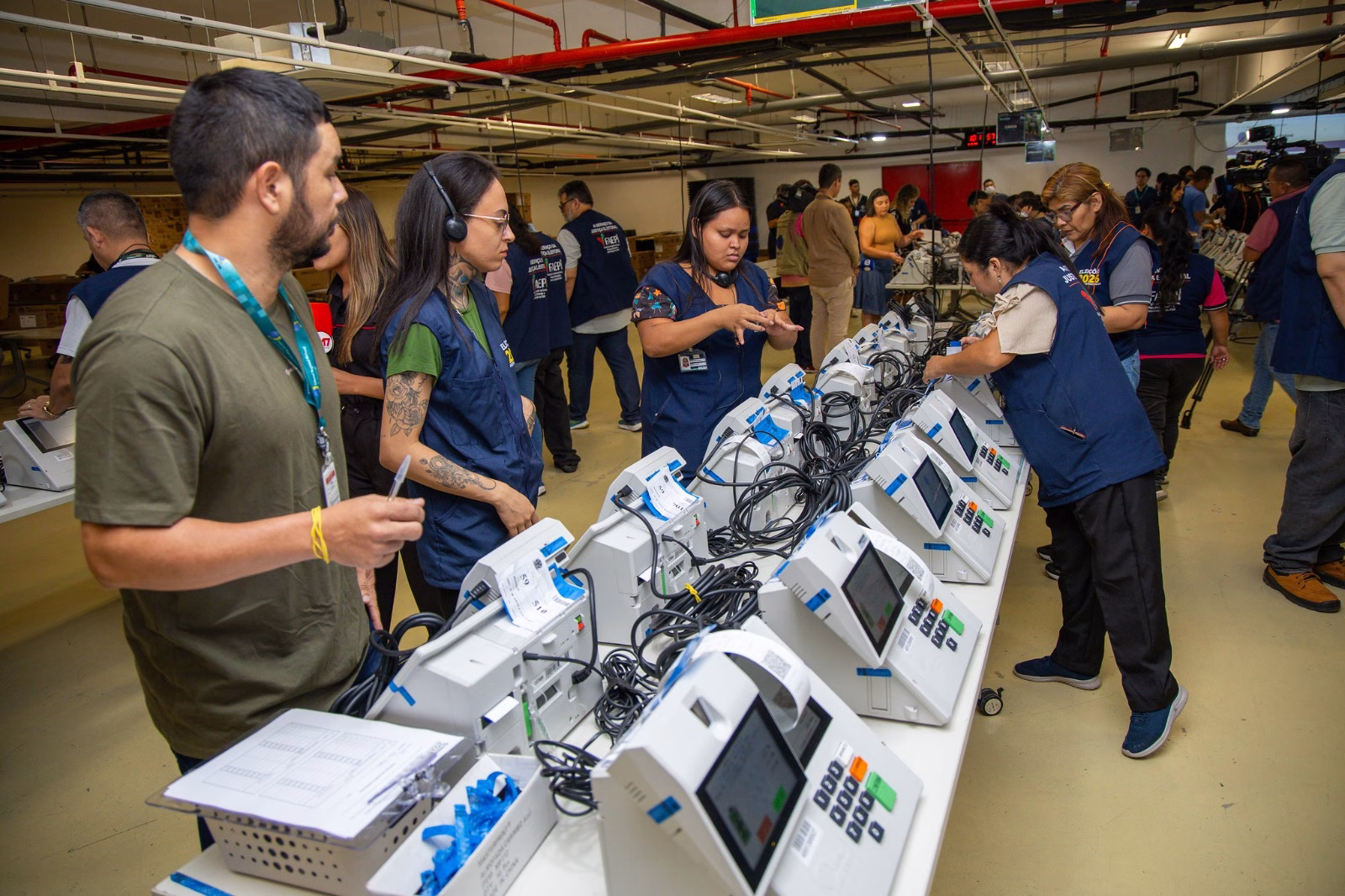 TRE-AM prepara urnas eletrônicas da capital para o segundo turno