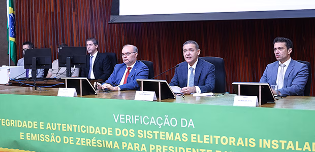 TSE verifica os sistemas eleitorais na véspera do 2º turno das Eleições 2026 TSE verifica os sistemas eleitorais na véspera do 2º turno das Eleições 2026