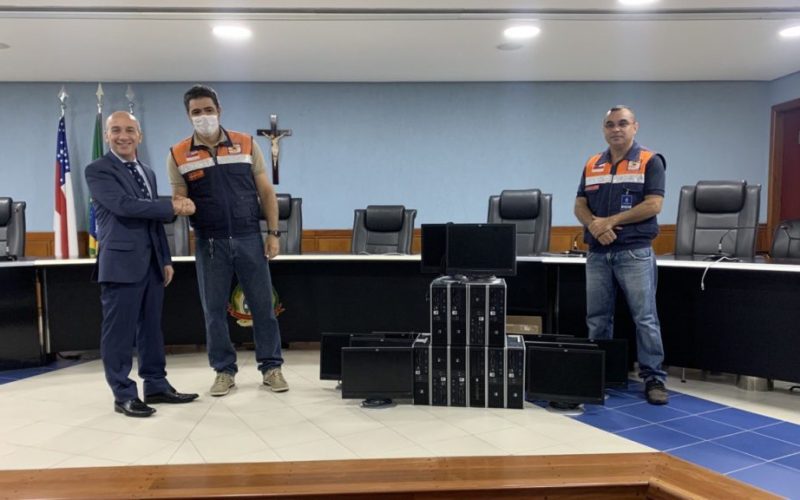 Defesa Civil recebe computadores doados pela Corte de Contas