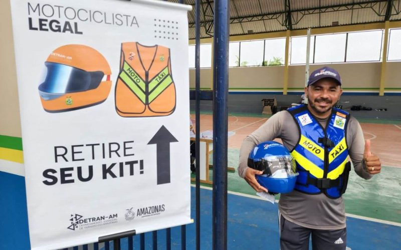 Em Carauari, Governo do Amazonas entrega kits de segurança para 61 contemplados pelo projeto Motociclista Legal
