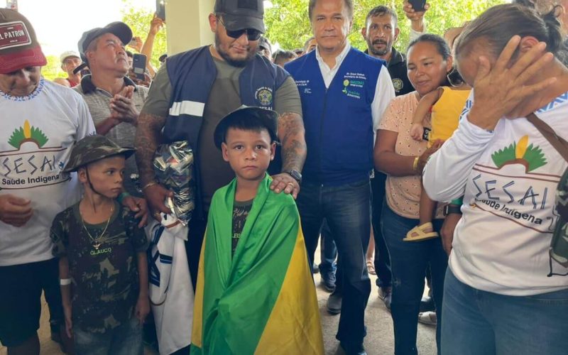 Governo do Amazonas acompanha retorno de irmãos indígenas a Manicoré