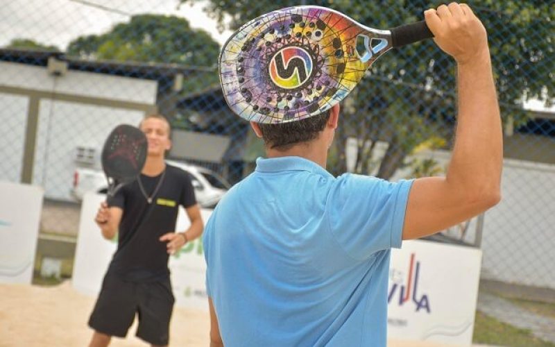 Representando o Amazonas, atletas de beach tennis embarcam para SC em busca de título nacional