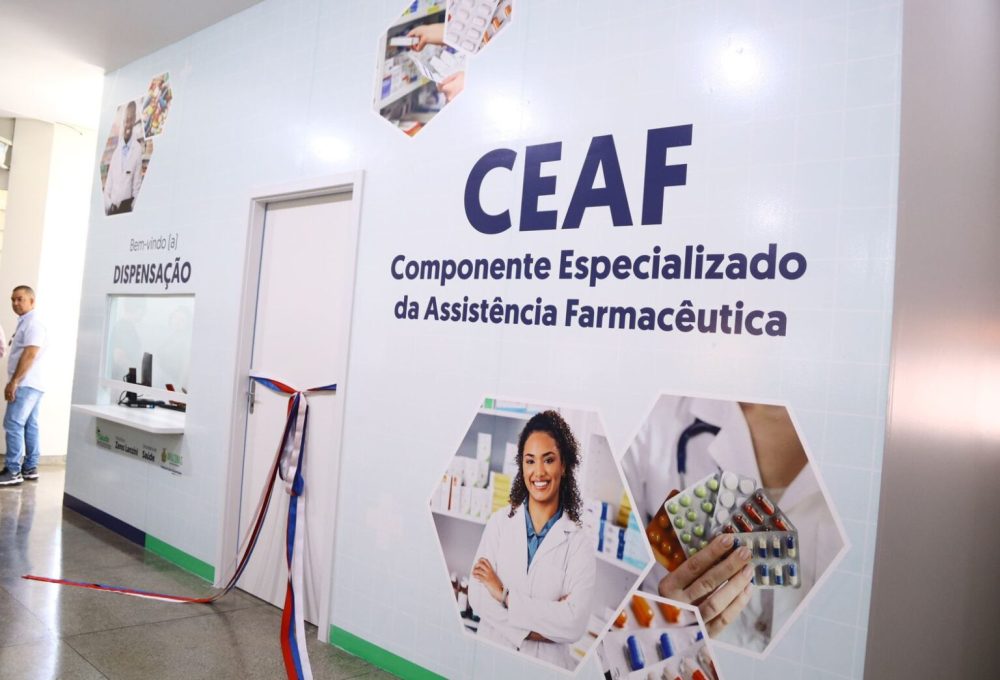 Governo do Amazonas inaugura farmácia descentralizada de medicamentos de alto custo, na zona leste