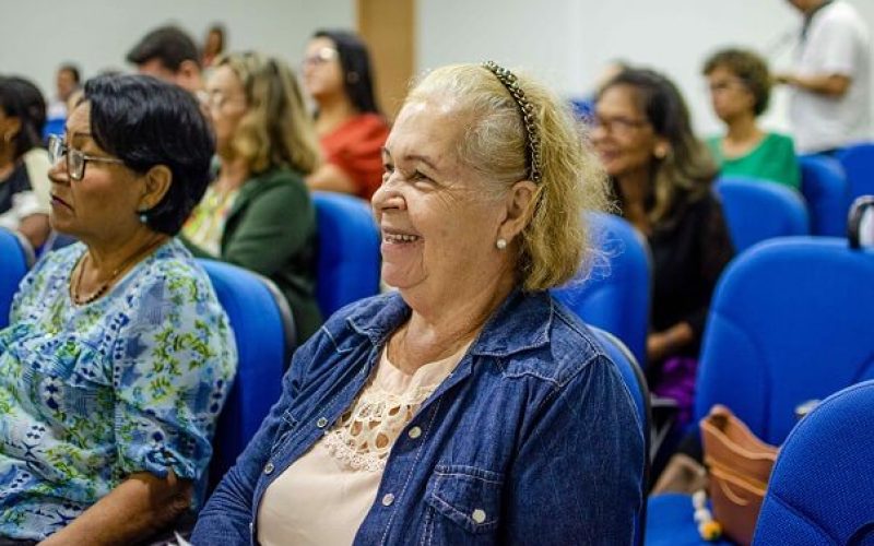 Sejusc realiza ciclo de palestras de capacitação para líderes de associação de idosos de Manaus