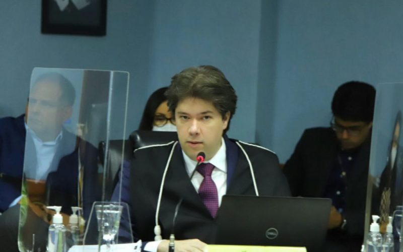 conselheiro do Tribunal de Contas do Amazonas (TCE-AM), Fabian Barbosa