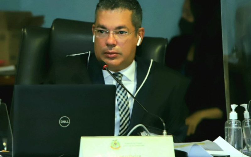 conselheiro-ouvidor do Tribunal de Contas do Amazonas (TCE-AM), Josué Cláudio