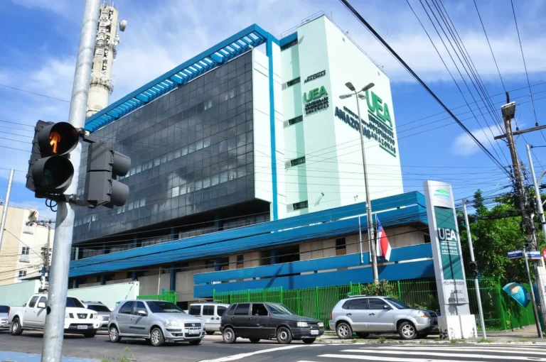 UEA prorroga inscrições para Mestrado em Ciências Humanas com vagas para Manaus e Tefé