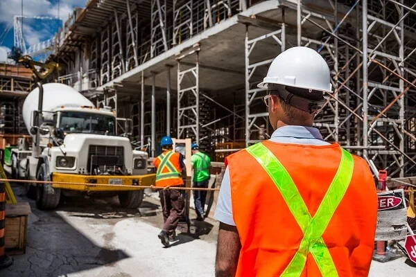 Abril Verde conscientiza sobre a importância da segurança no ambiente de trabalho 13 Abril Verde conscientiza sobre a importância da segurança no ambiente de trabalho