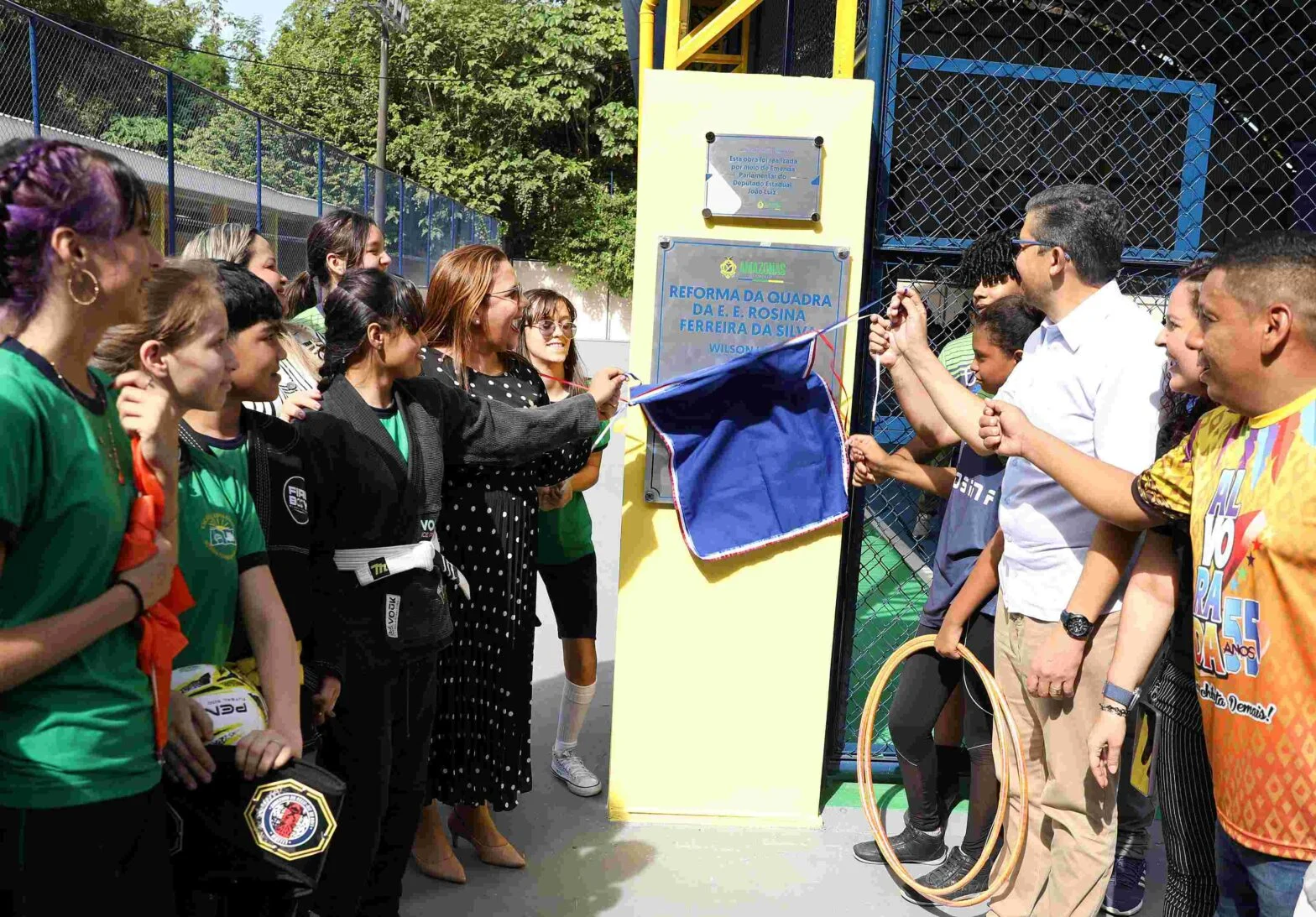 Alunos das Escolas Estaduais Rosina Ferreira e Agnello Bittencourt são beneficiados com novos espaços recreativos 5 Alunos das Escolas Estaduais Rosina Ferreira e Agnello Bittencourt são beneficiados com novos espaços recreativos