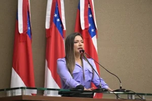 Aprovado PL de Joana Darc que garante o direito a Libras em conteúdo audiovisual de órgãos públicos do AM