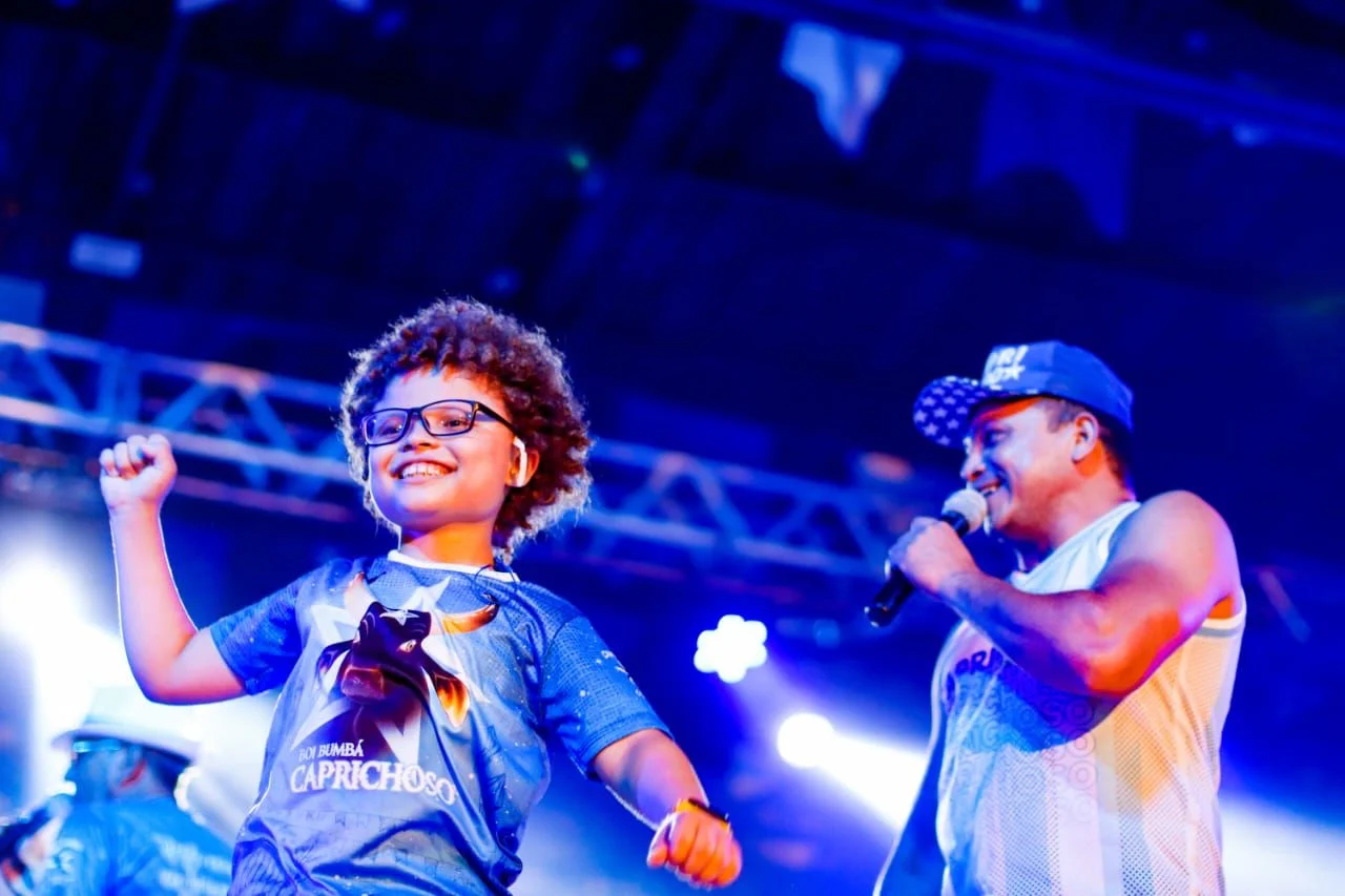 Boi Caprichoso Anuncia Mais Uma Temporada Da Tarde Alegre Infantil Azul E Branca
