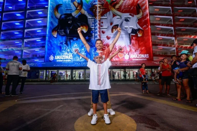 Bom de arte e de bola: Aluno do Liceu Claudio Santoro de Parintins faz teste no Clube Atlético Paranaense